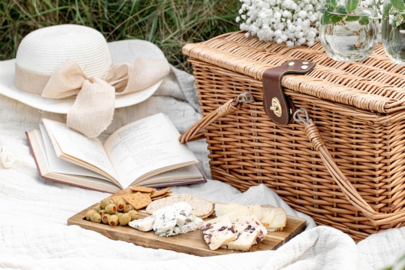 Picnic - white and brown wicker basket with white textile